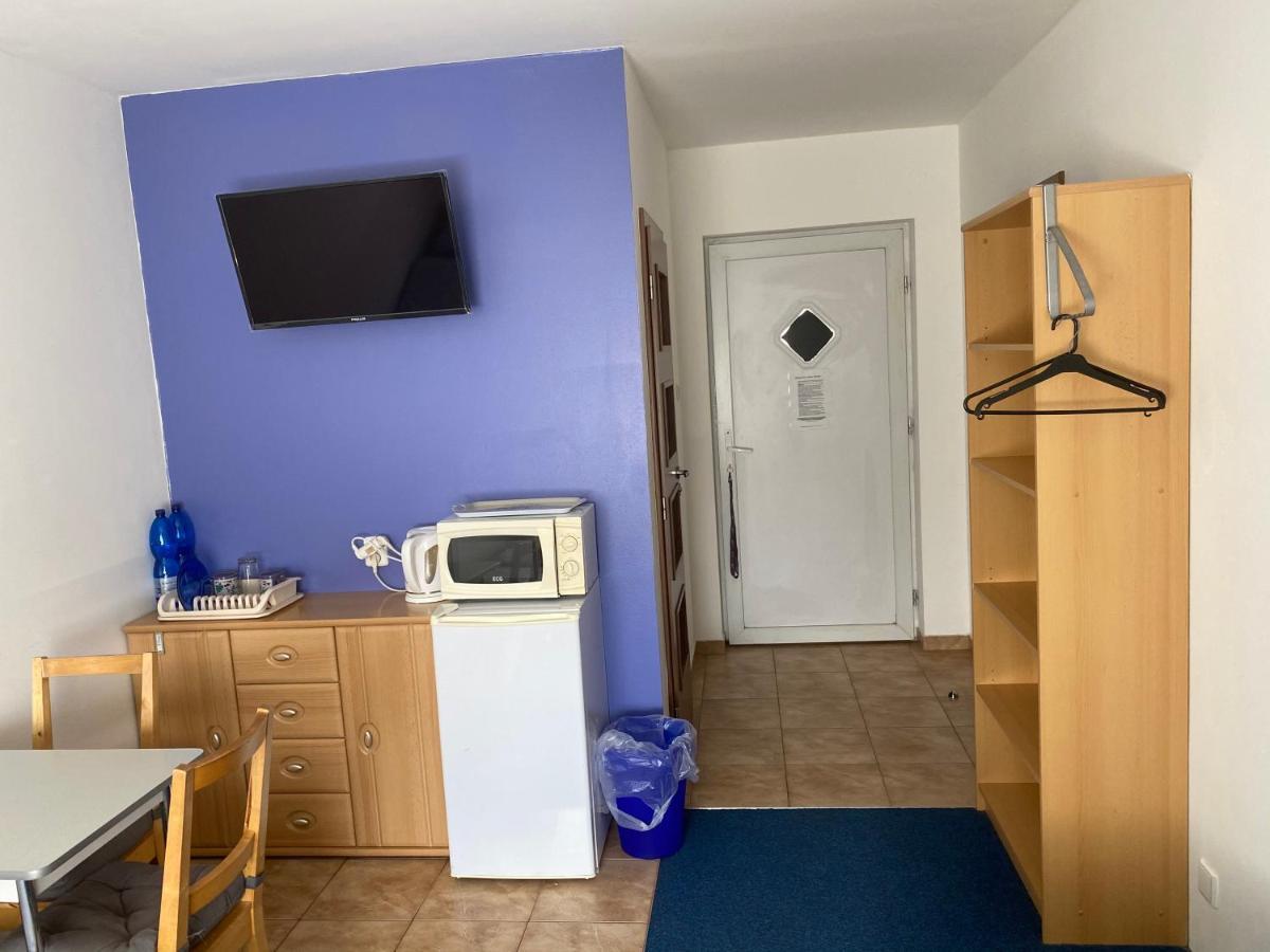 Penzion Kameňák Kamenný Újezd Exterior foto